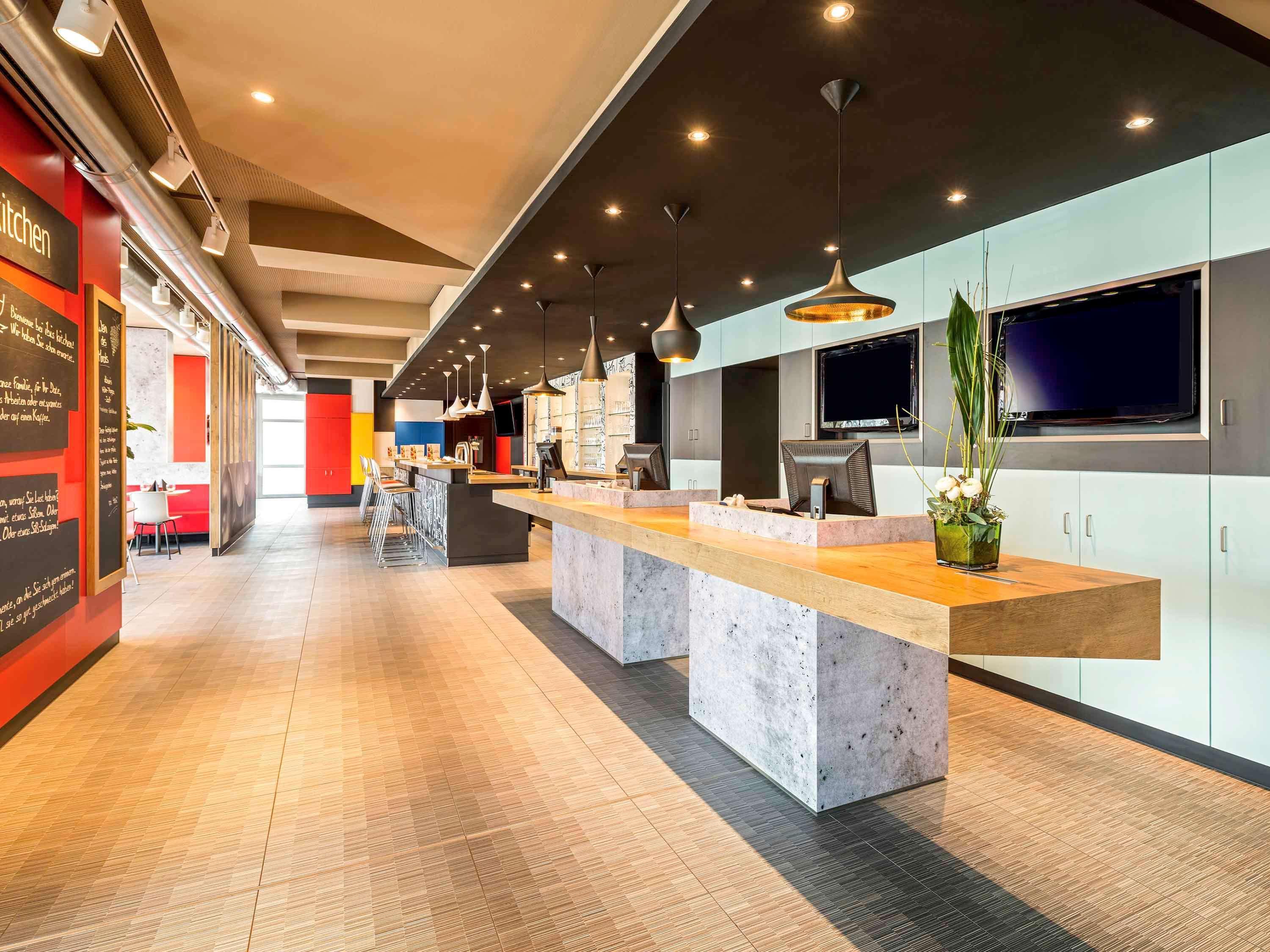 גרכינג ביי מינכן Ibis Hotel Muenchen Garching מראה חיצוני תמונה