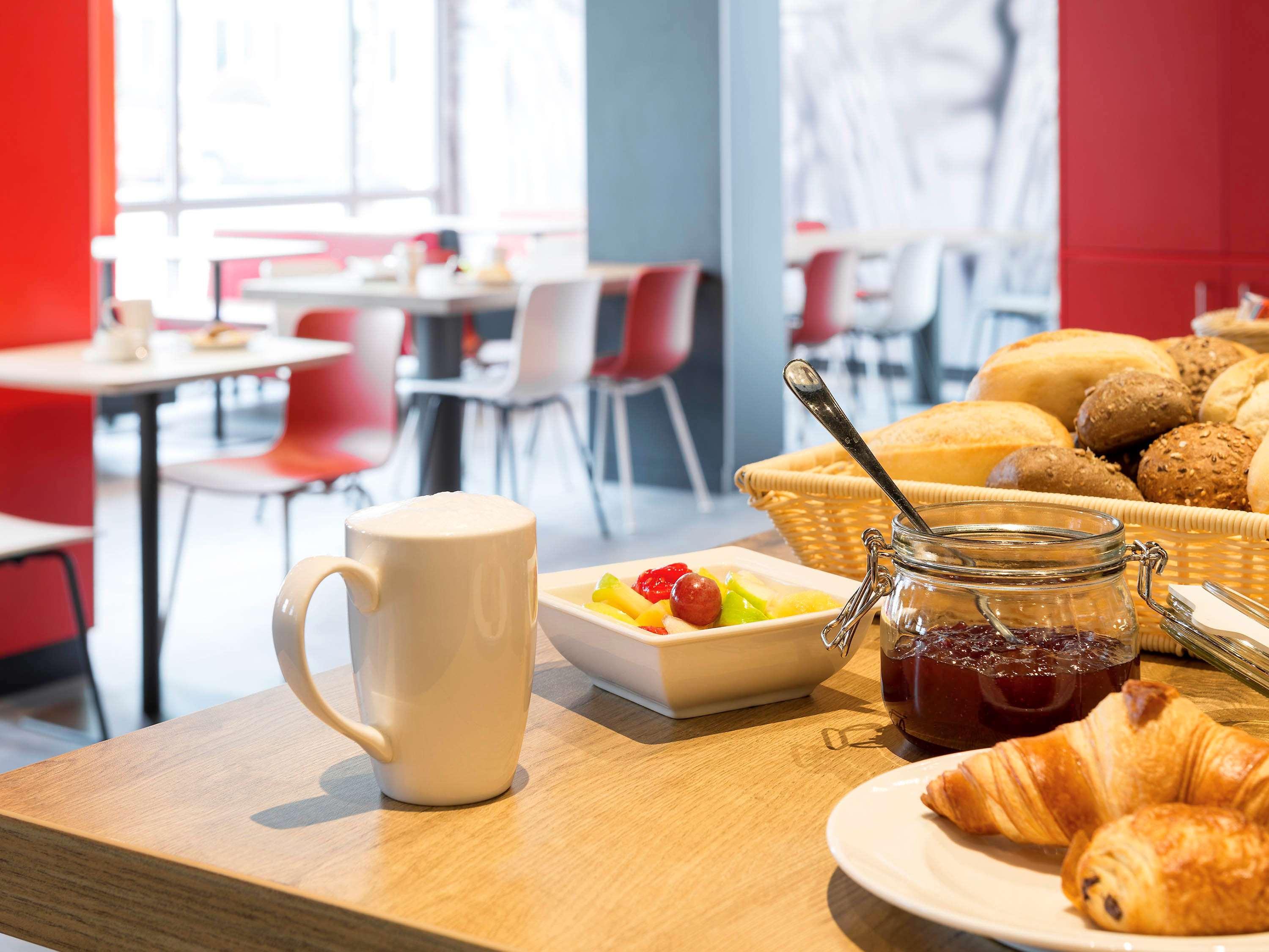 גרכינג ביי מינכן Ibis Hotel Muenchen Garching מראה חיצוני תמונה
