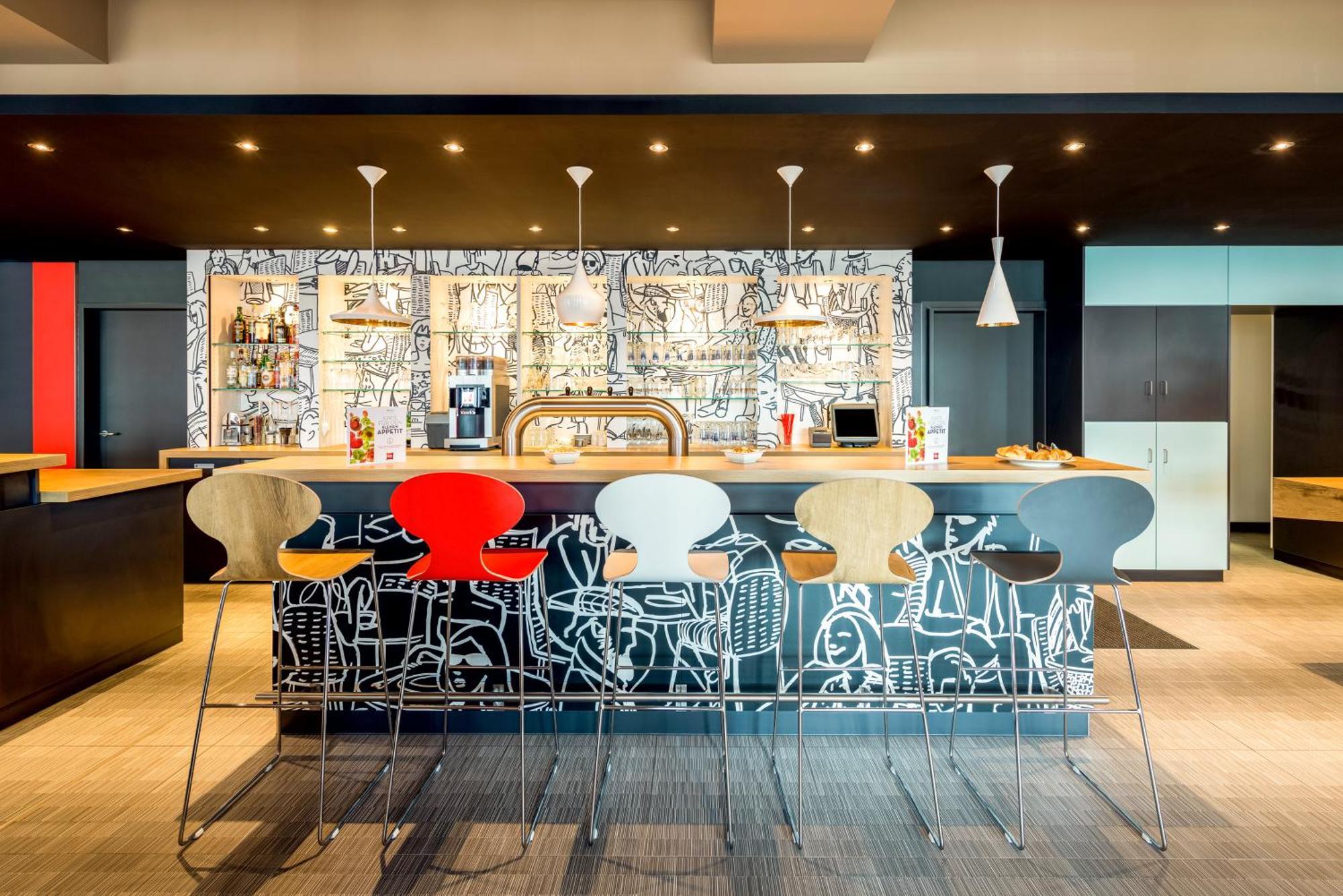 גרכינג ביי מינכן Ibis Hotel Muenchen Garching מראה חיצוני תמונה