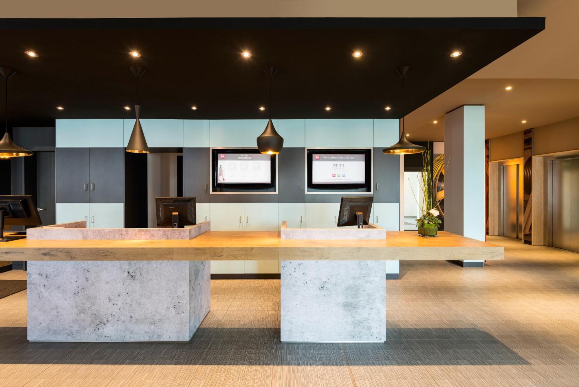 גרכינג ביי מינכן Ibis Hotel Muenchen Garching מראה חיצוני תמונה