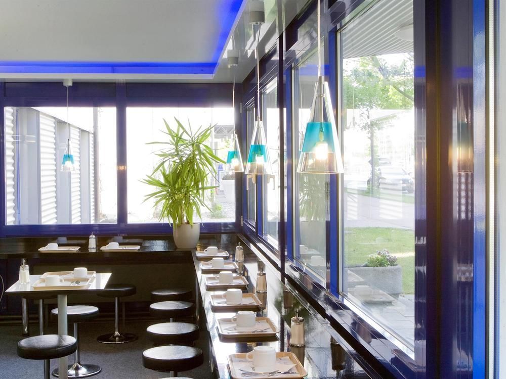 גרכינג ביי מינכן Ibis Hotel Muenchen Garching מראה חיצוני תמונה